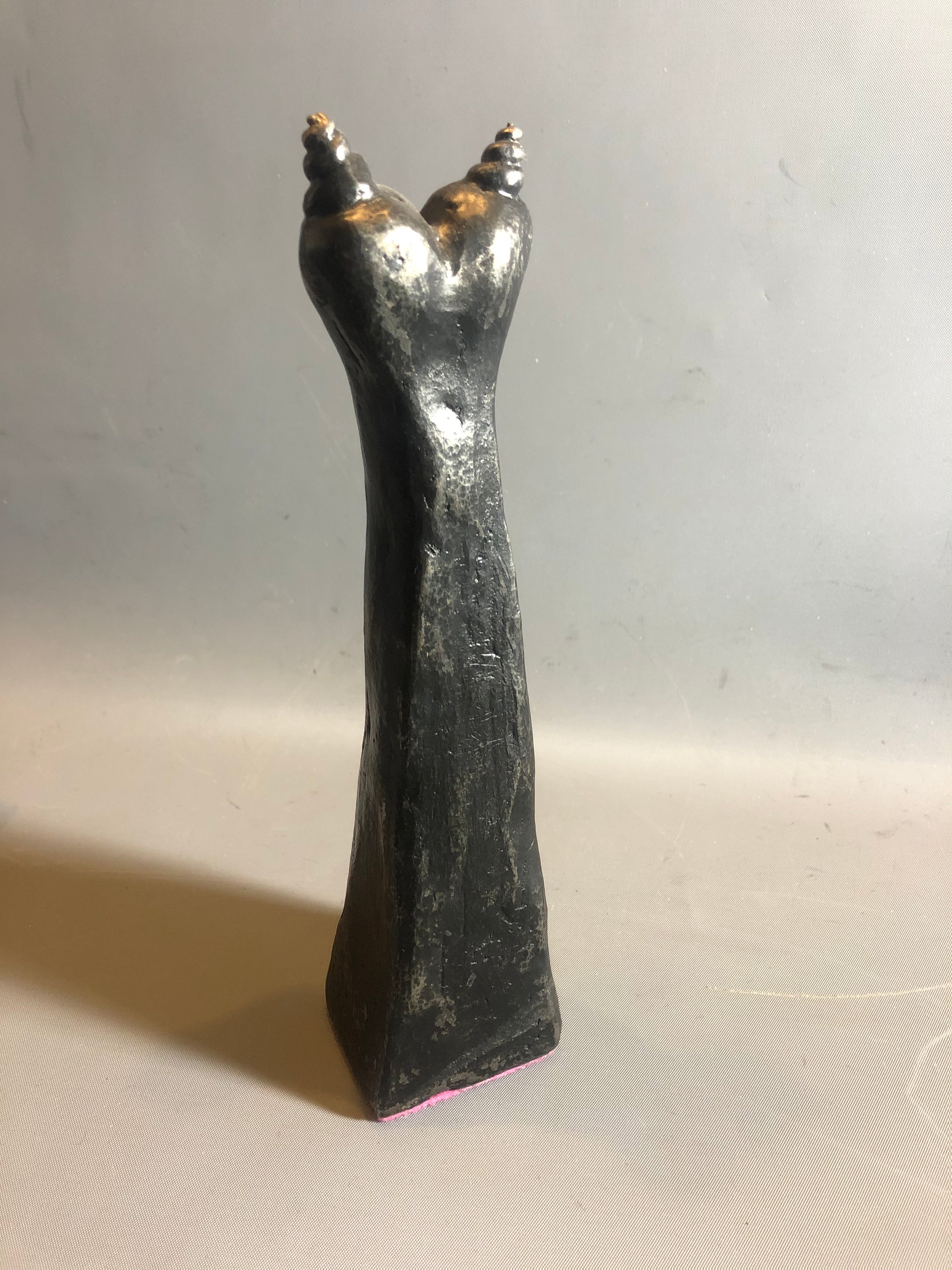 'Boobelisk' in Cast Iron